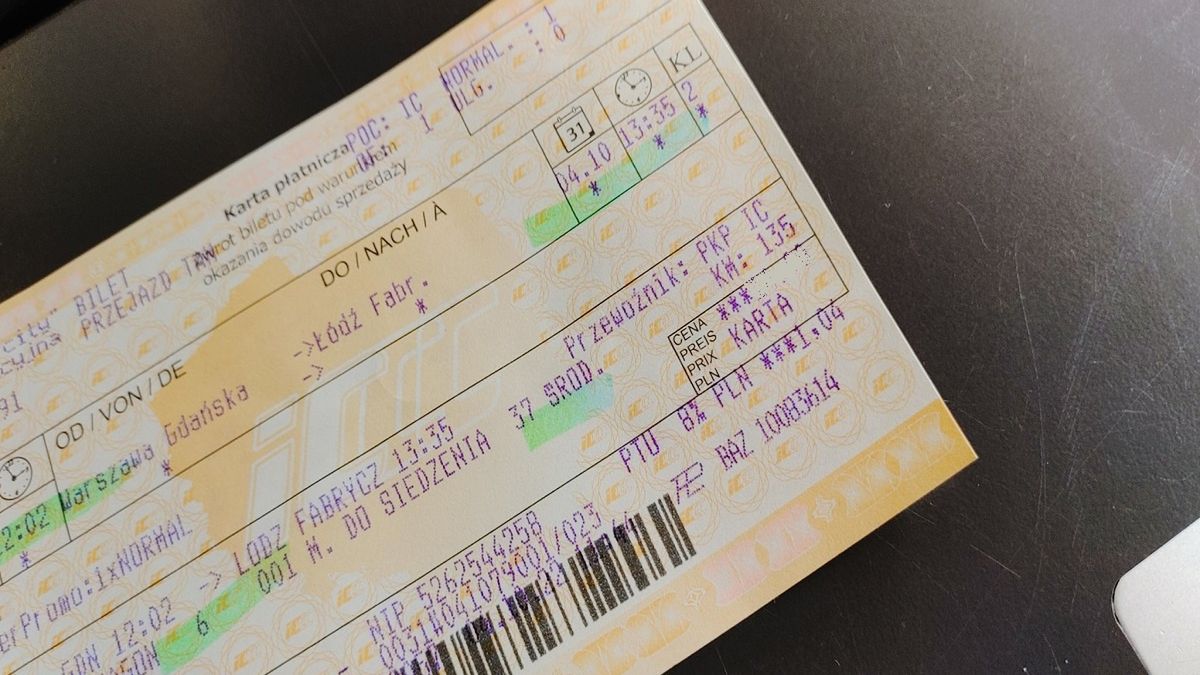 Internauci zaskoczeni cenami biletów PKP. "Pani przy kasie sama nie wiedziała"