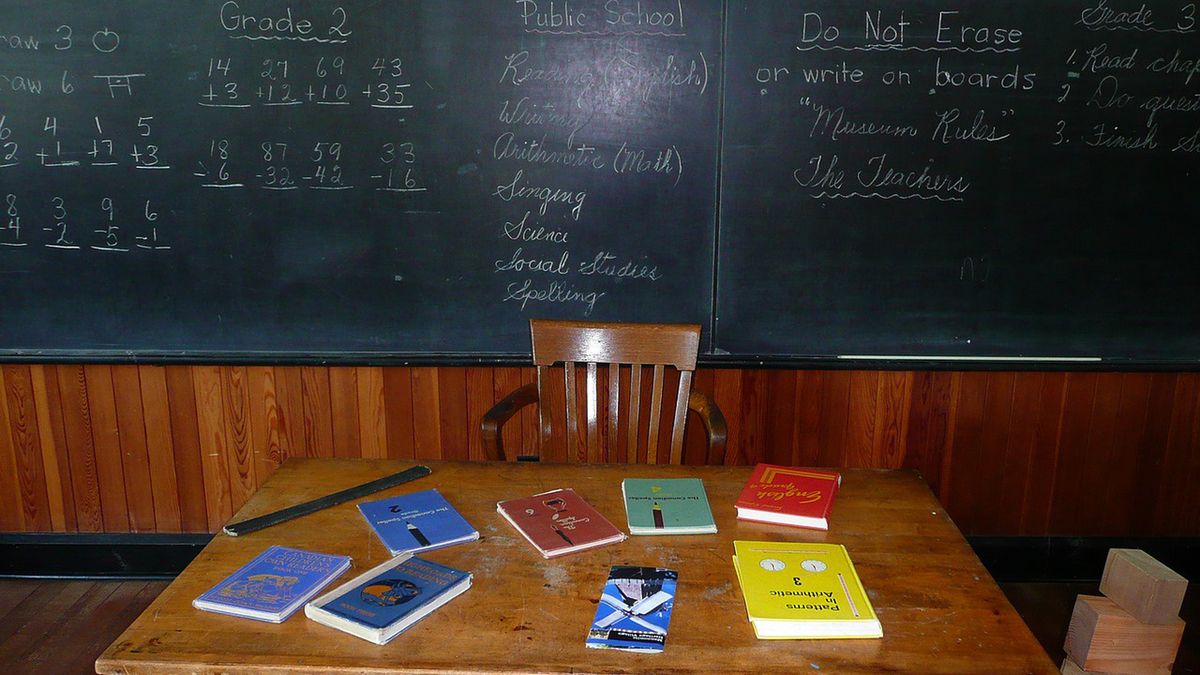 Nauczycielka była przez lata nieobecna w pracy. Spotkały ją jednak konsekwencje