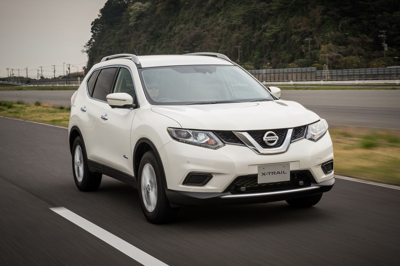 Hybrydowy Nissan X-Trail tylko w Japonii