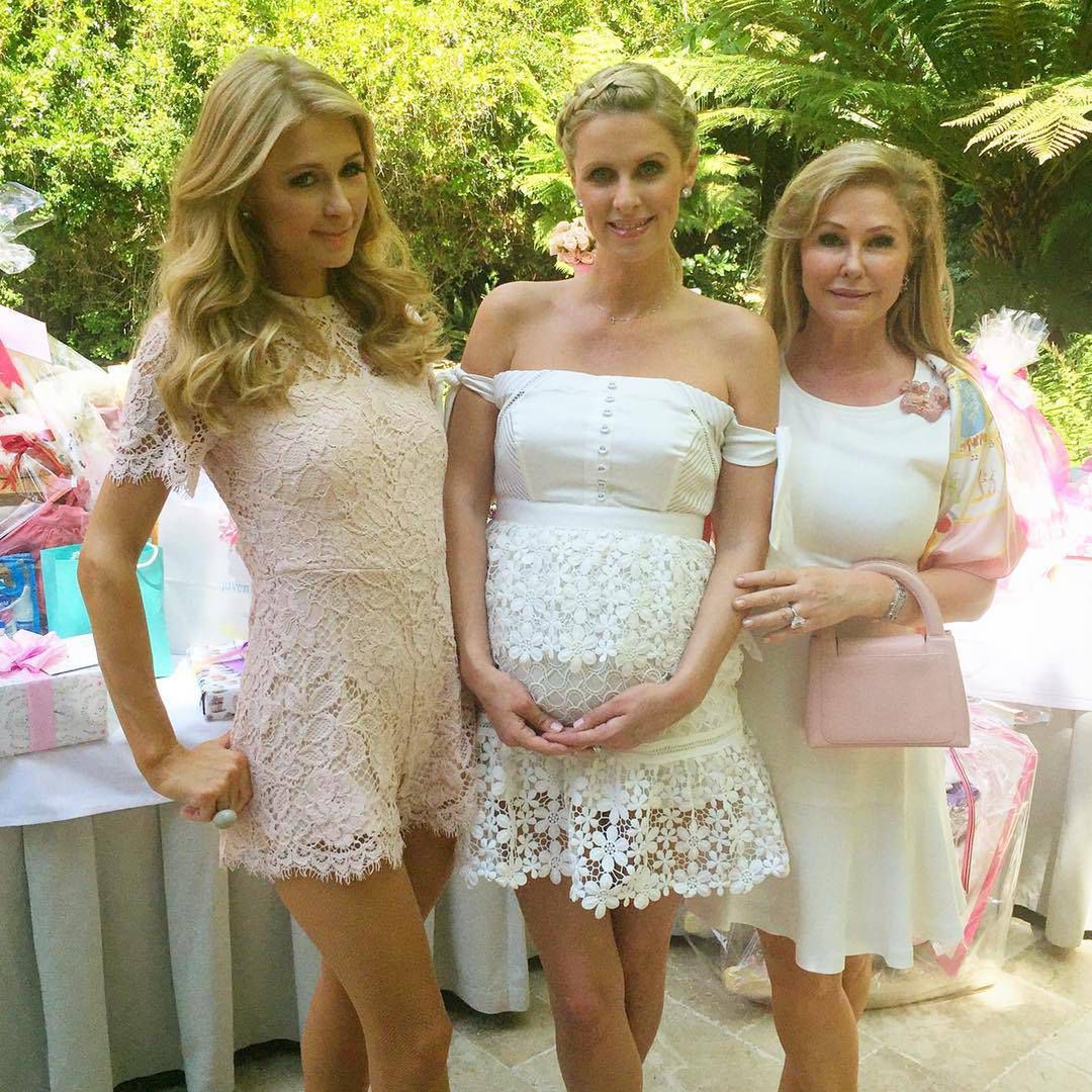 Paris Hilton z siostrą Nicky Hilton Rothschild i mamą Kathy Hilton