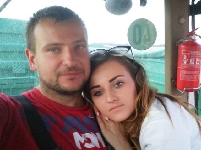"Rolnik szuka żony": Rafał i Grzegorz pochwalili się wspólnymi zdjęciami z wybrankami
