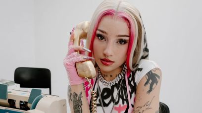 Young Leosia odpowiada na diss Fagaty. "Rozkładasz nogi w necie, żeby zarobić na prąd"