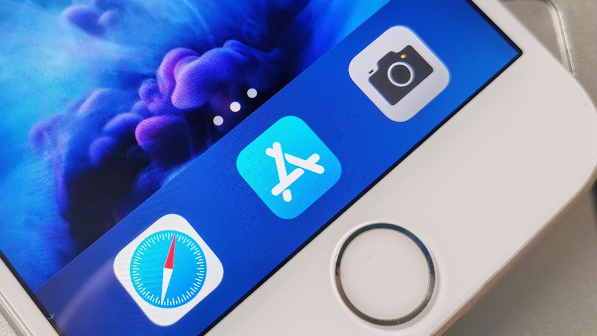 Apple wpuściło adware. 17 aplikacji zostało usuniętych z App Store