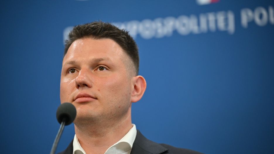 Media: Mentzen ostrzega działaczy i grozi karami finansowymi