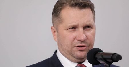Przemysław Czarnek pytany o Polskę w UE. Stanowcza reakcja