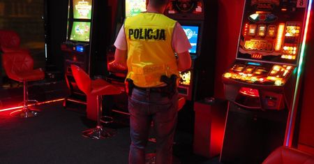 Katowice. Uderzenie w mafię hazardową. Wpadli nieuczciwi celnicy