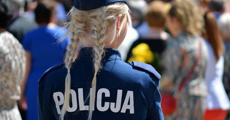 Natychmiast się rozłącz. Policjantka ostrzega