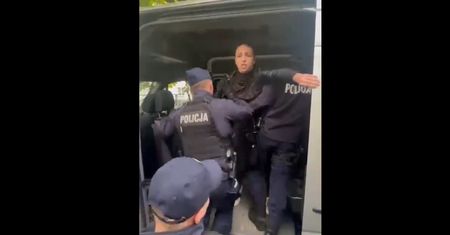 Posłanka zatrzymana przez policję. Mąż Kingi Gajewskiej: to skandaliczna sprawa