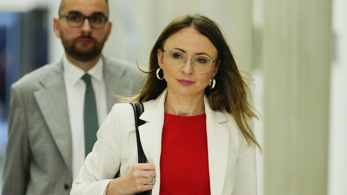 Trzy warianty na stole - twierdzi minister rodziny Agnieszka Dziemianowicz-Bąk