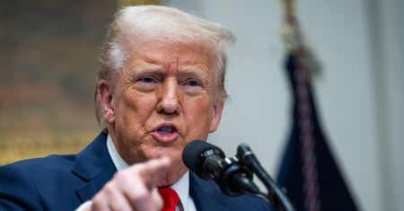 Trump nakłada "maksymalną presję" na rozbrojenie Iranu. Pomóc ma Putin