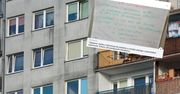 Kartka z bloku w Poznaniu. Sąsiad pokazał mediom, co zawisło na klatce
