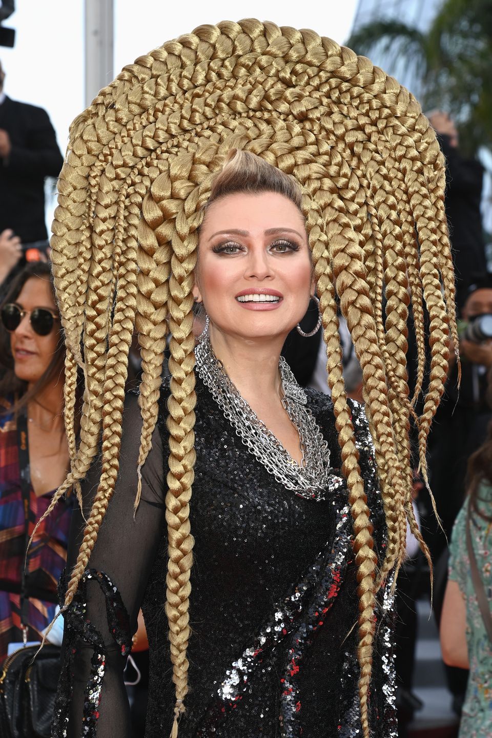 Elena Lenina ZNÓW szokuje na czerwonym dywanie w Cannes