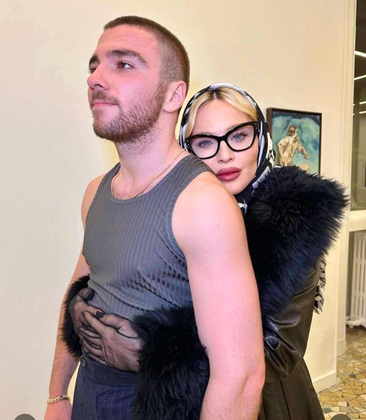 Madonna celebruje Dzień Matki fotografiami z pociechami