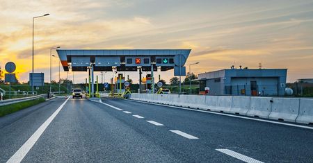 Znów podwyżki. Po wakacjach wzrosną opłaty na autostradzie A2