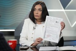 Pokazała dokumenty służb. "Zostały odtajnione"