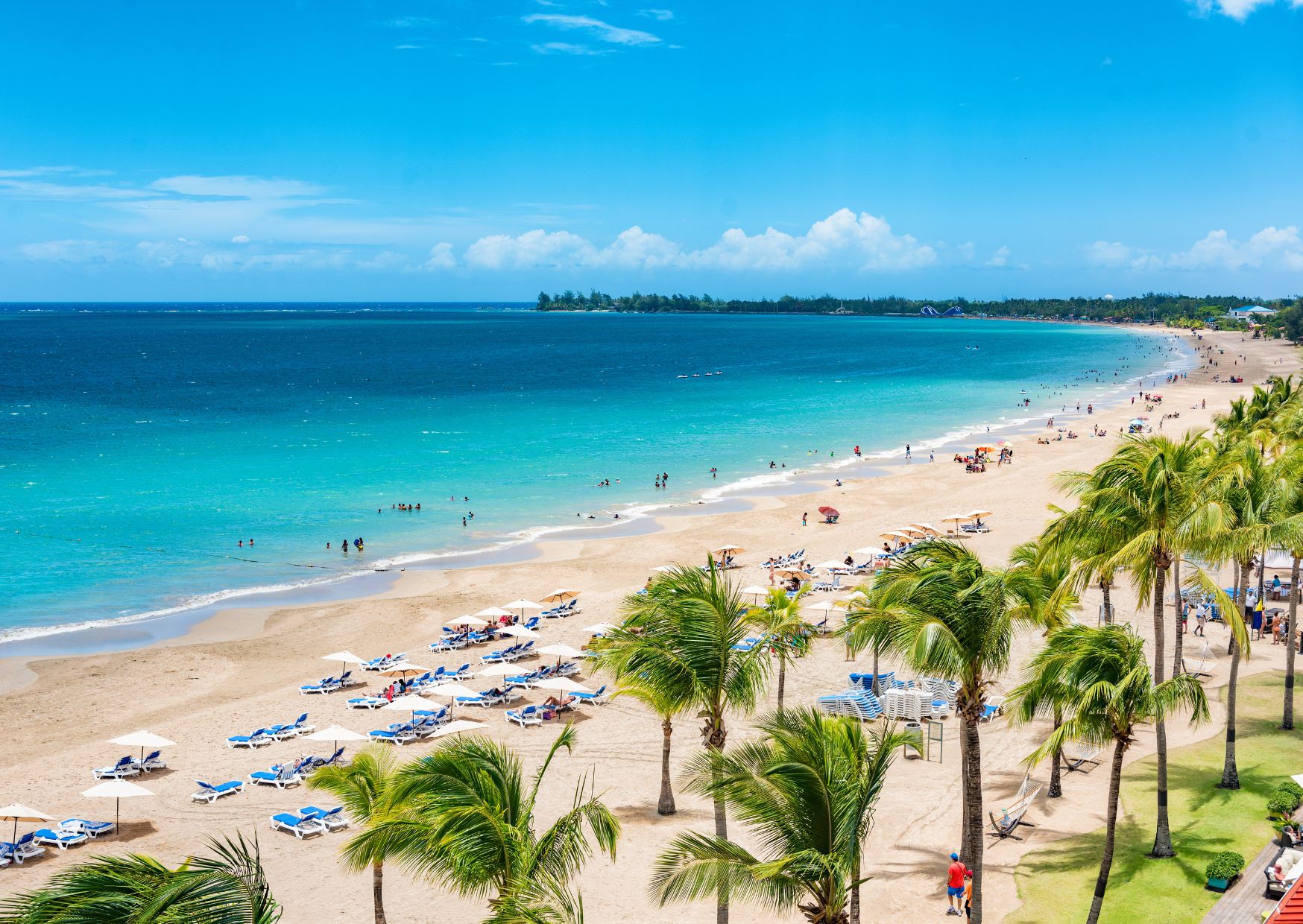 Plaże pozwalają wypocząć w rajskiej scenerii 