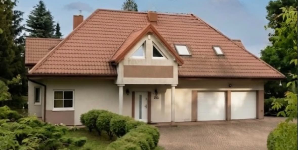 Willa rodziców Julii von Stein wystawiona na sprzedaż