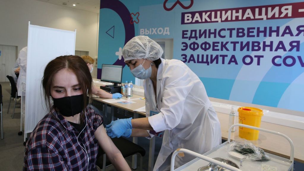 Rosyjski urzędnik zdrowia zaleca unikanie seksu po szczepieniu 