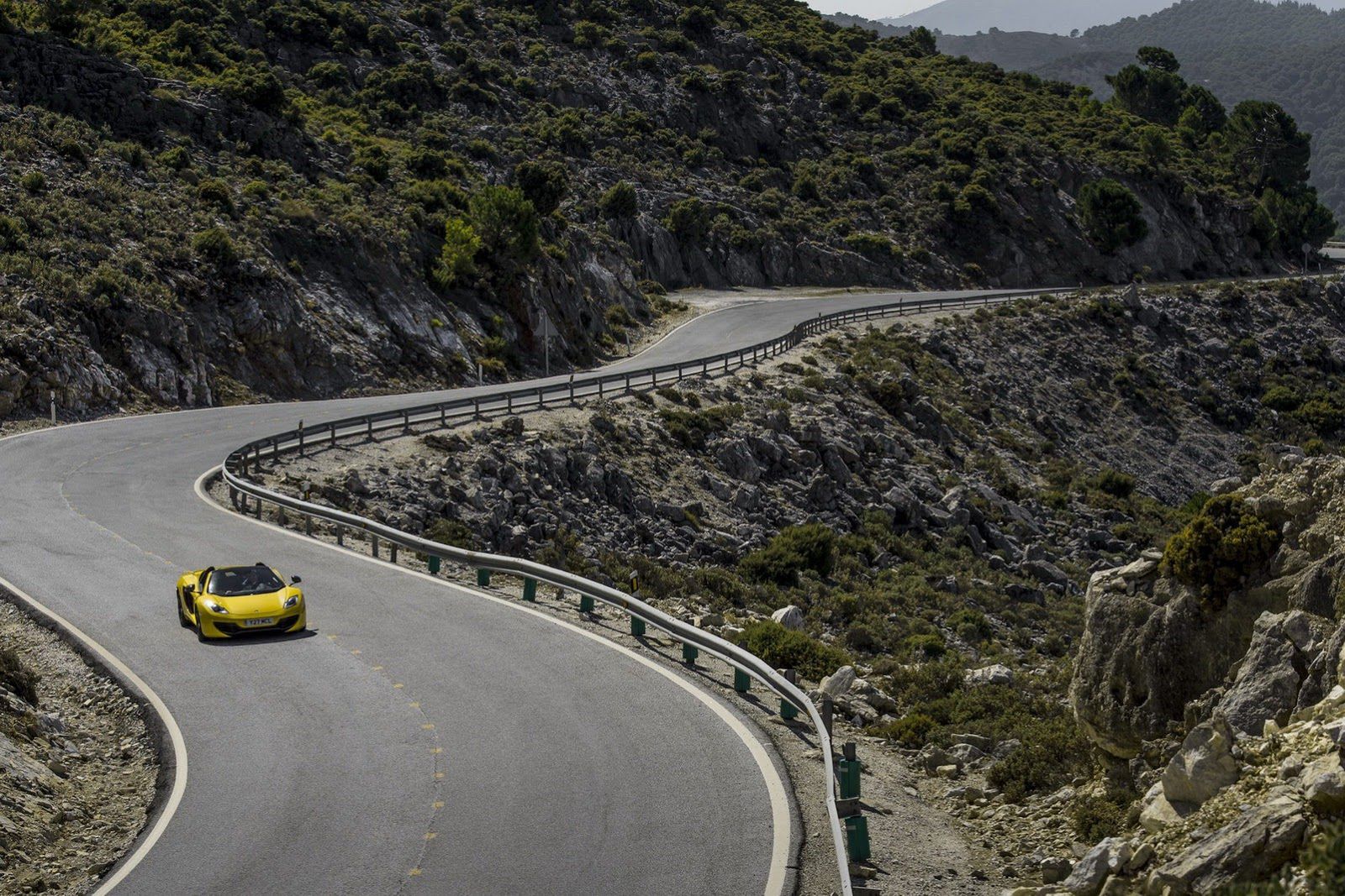 McLaren MP4-12C Spider - obszerna galeria prosto od producenta 35