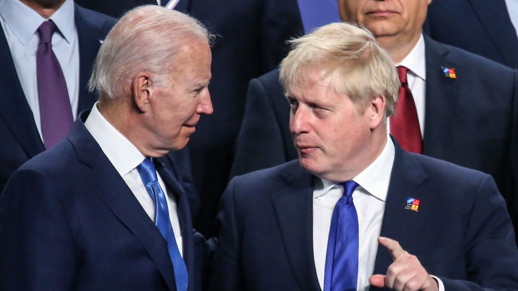 Prezydent Stanów Zjednoczonych Joe Biden i premier Wielkiej Brytanii Boris Johnson
 