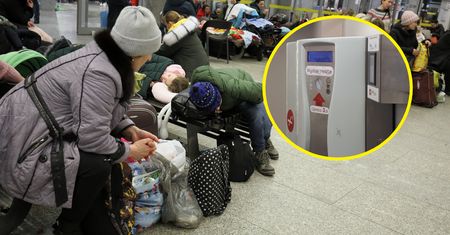 "WC kosztuje 3 zł. Uchodźcy nie mają złotówek". Za toaletę płacą wolontariusze