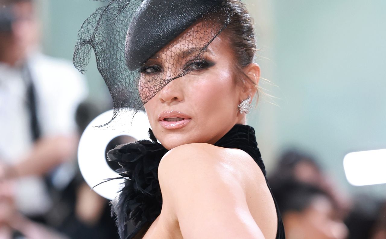 Met Gala 2023 należała do niej. Jennifer Lopez wyglądała obłędnie