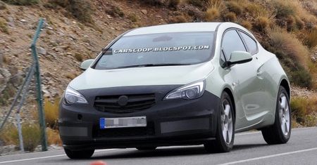 Opel pracuje nad liftingiem Astry GTC