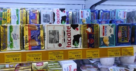 Taką kartkę zobaczył na półce z masłem. Aż zapytał ekspedientki