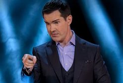 Jimmy Carr ma problem. "Zażartował" z Holokaustu, internauci chcą, by zniknął z Netfliksa