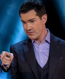 Jimmy Carr ma problem. "Zażartował" z Holokaustu, internauci chcą, by zniknął z Netfliksa