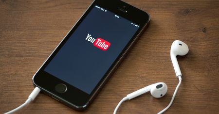YouTube Music oficjalnie. Kilka fajnych pomysłów i sporo ograniczeń