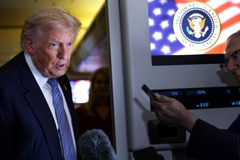 Trump rzuca groźby wobec Iranu. "Zegar tyka", a ceny ropy rosną
