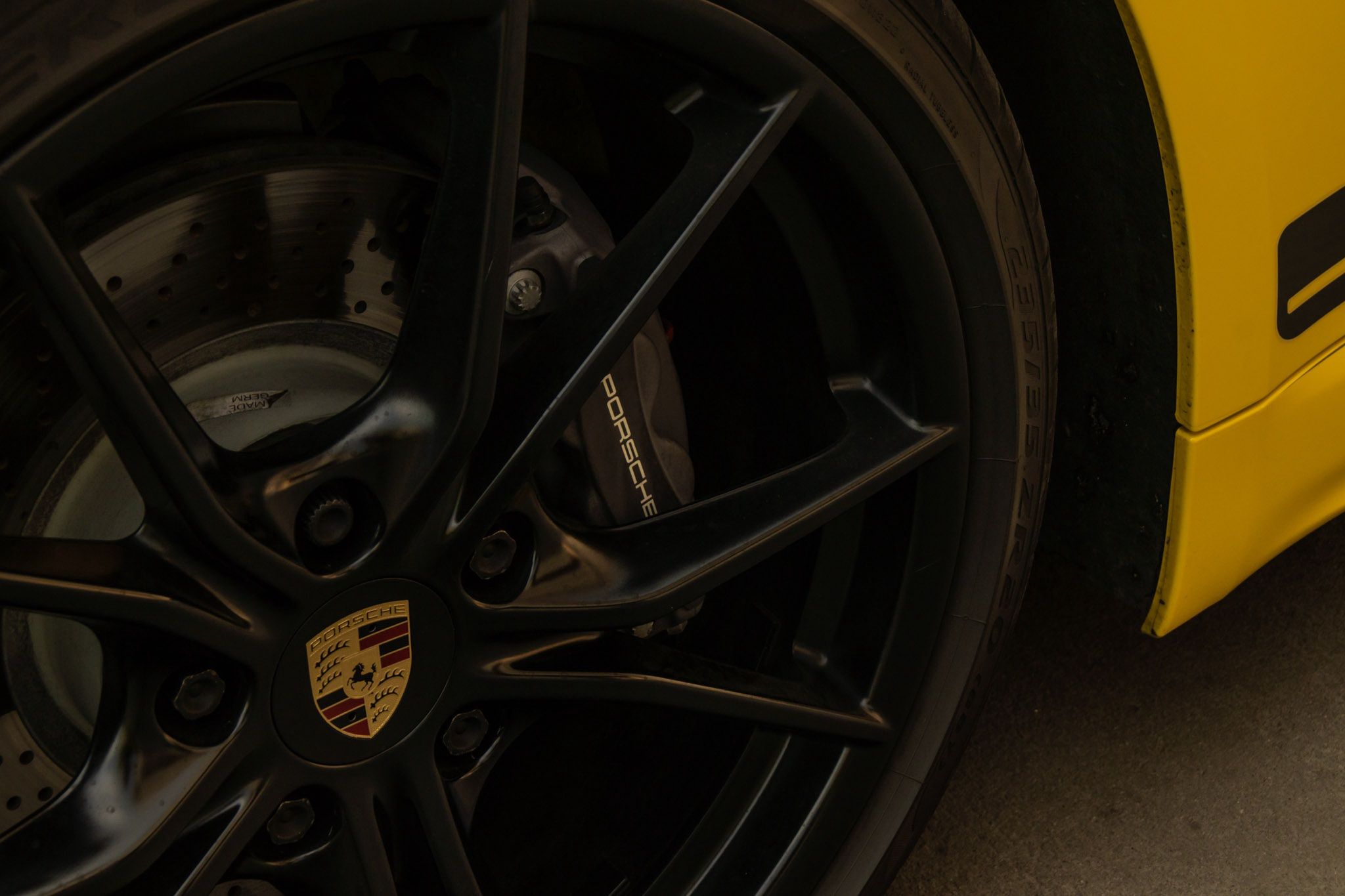 Porsche 718 Cayman T
