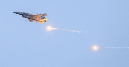 Szkolenie pilotów myśliwców. Gen. Drewniak o wdrażaniu "zachodniej taktyki"