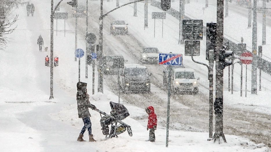 śnieżyca, zima, śnieg