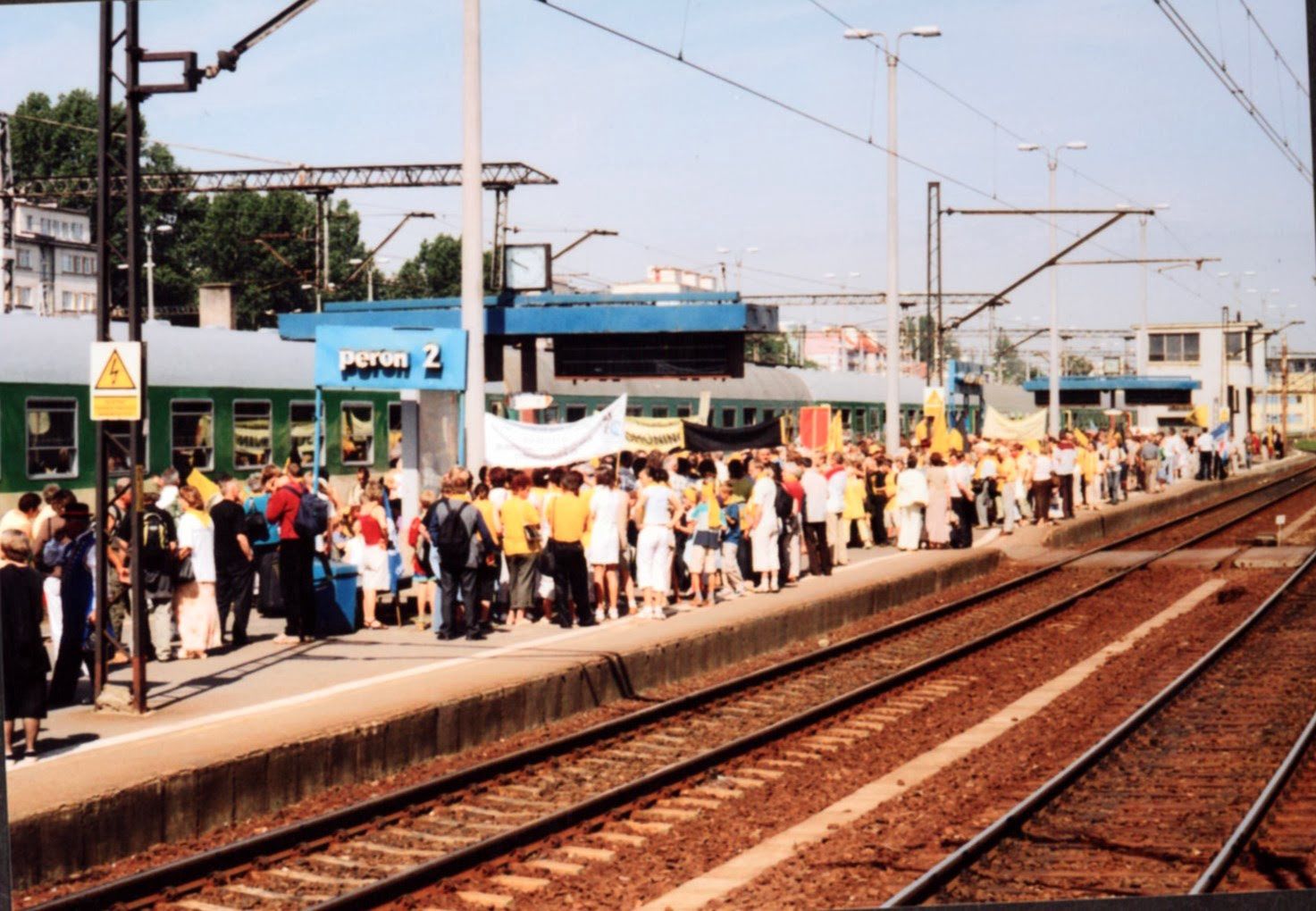 Na zjazd w 2006r Kaszubi docierali pociągami, kutrami i piechotą