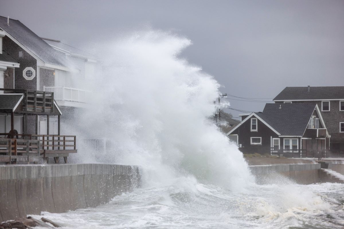 Nor’easter uderzył w USA. Powodzie, zniszczenia i setki odwołanych lotów