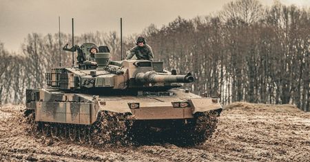 Wojskowi o czołgach z Korei. Opisują je w trzech słowach