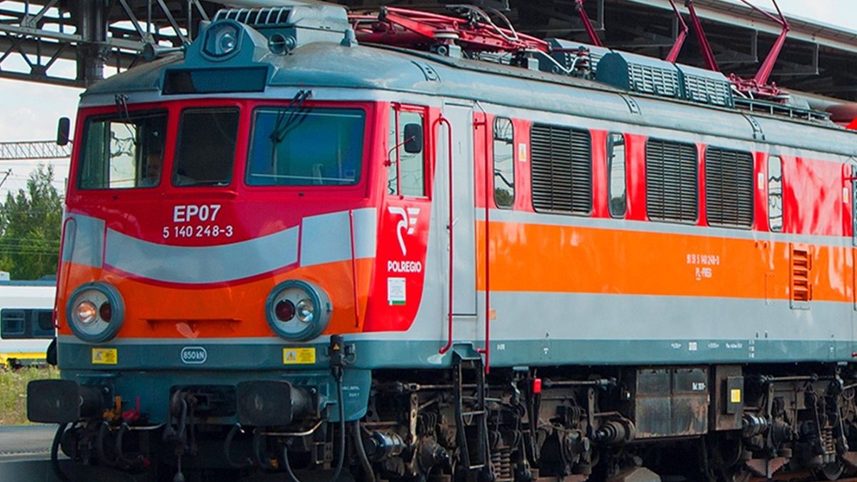 Opóźnienie pociągu "Kamieńczyk" spowodowało znaczne problemy