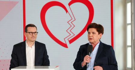 Nieoczekiwana zmiana miejsc. Beata Szydło i Mateusz Morawiecki dostali zadania od prezesa
