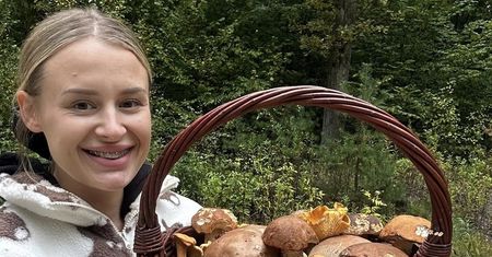 Wysypywały się z koszyka. Pochwaliła się grzybami