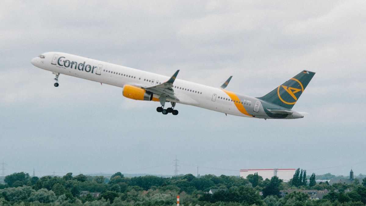 Condor Airlines domaga się od Polski wysokiego odszkodowania