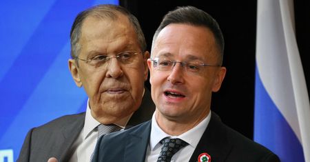 Gorąca linia z Kremlem. To Węgrzy obiecywali Moskwie
