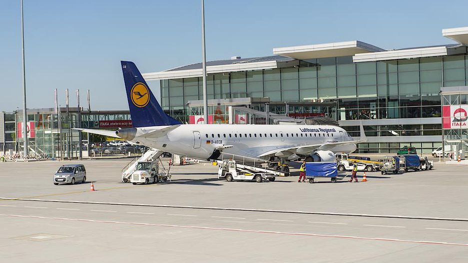 Ryanair linie lotnicze lot samolot lotnisko