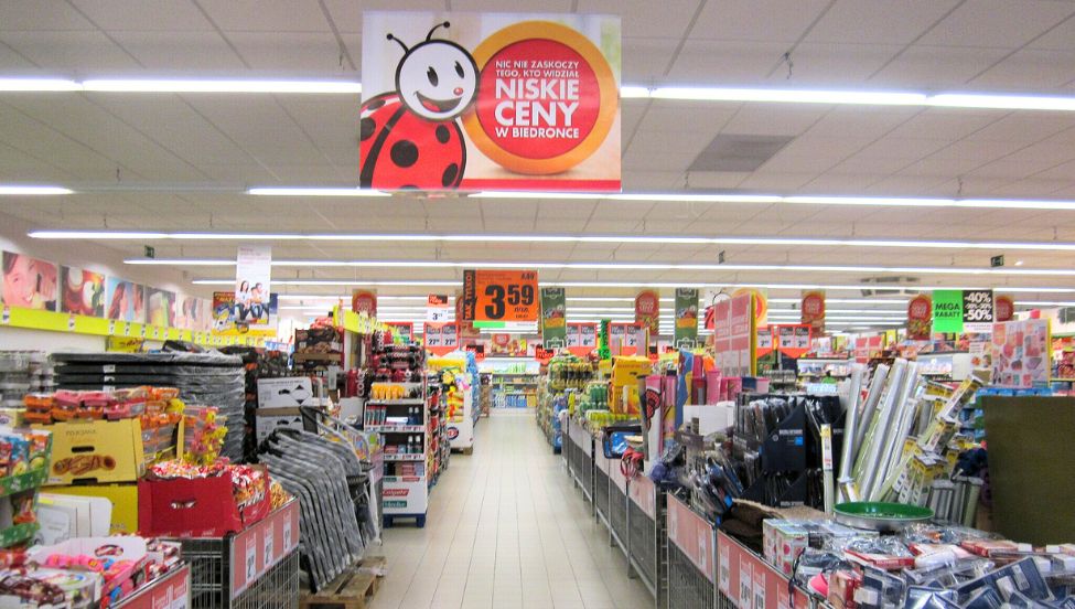 Od 3,99 zł za artykuły szkolne w Biedronce. Lepiej znać tę datę