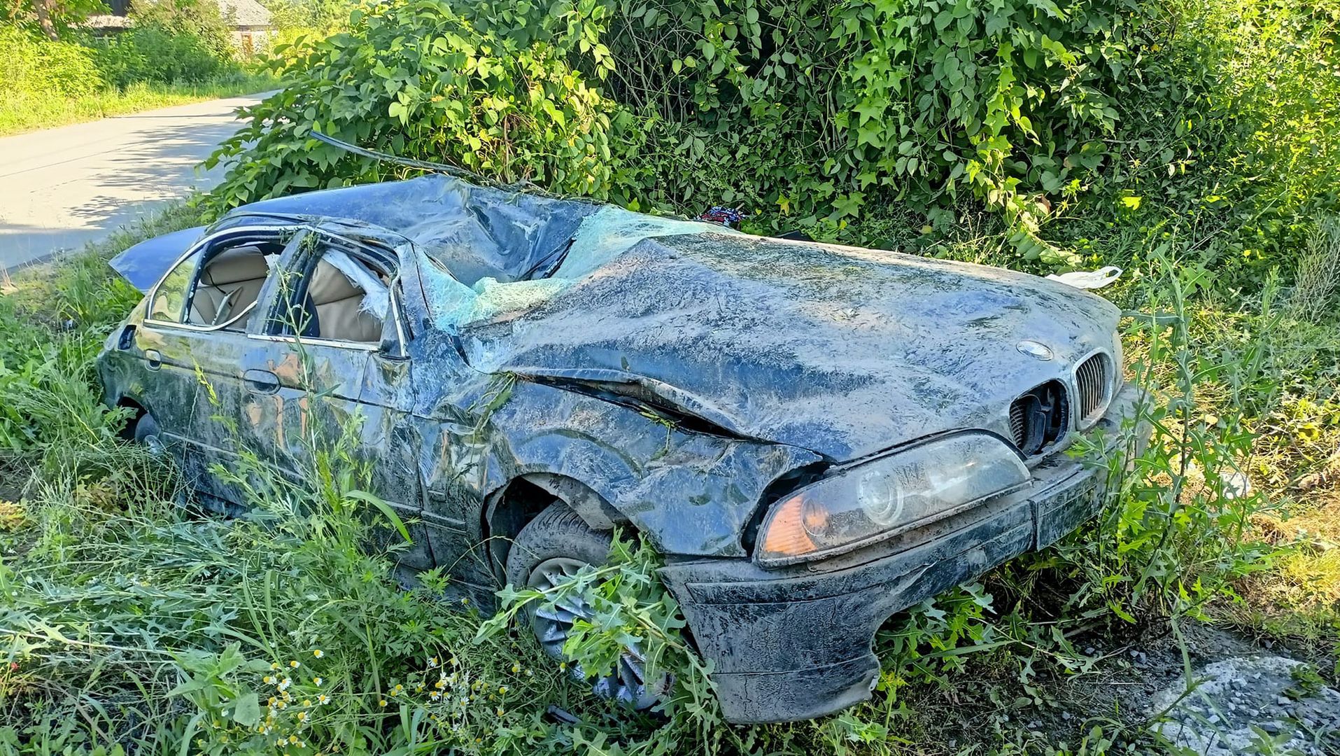 Kierowca był pijany. Z BMW została miazga