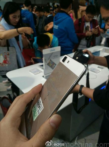 Oto Vivo X5 Max, nowy najcieńszy smartfon na świecie 19