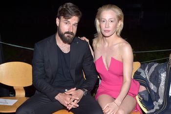 Rozstał się z Warnke. Teraz mówi o ich relacji. "Ciężko jest opisać"