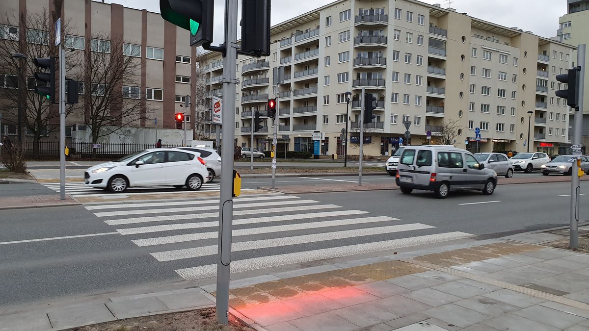 Na żywo oświetlenie jest dobrze widoczne