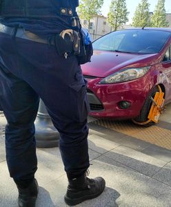 Ogrom mandatów za parkowanie pod dworcem. Straż miejska podała dane